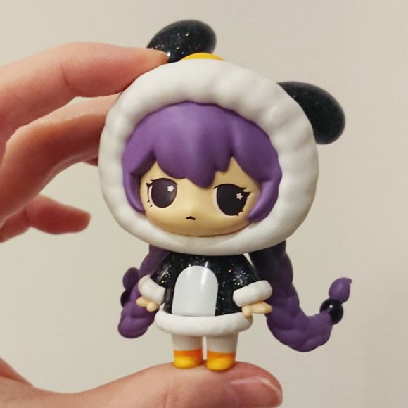 Timi Winter Series Figure - Penguin Elf - 2/$35 - Picture 1 of 4